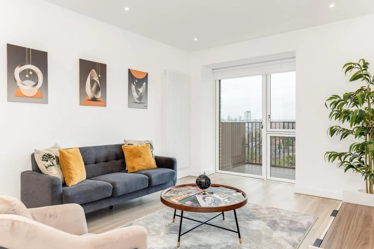 Bloom Of Luxury Apartment London